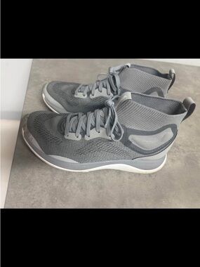 lululemon athletica Women's Grey Knit High-Top Sneakers